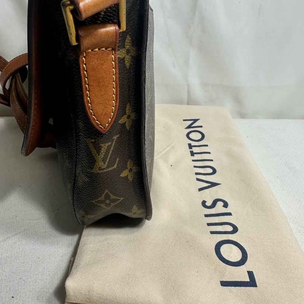 Louis Vuitton Crossbody Bag - Picture 3 of 11